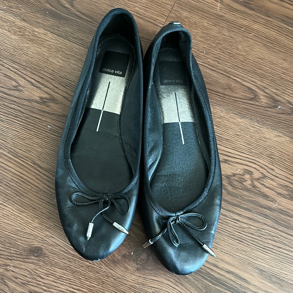 Dolce Vita Black Flats